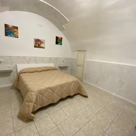Bed & Breakfast Room416